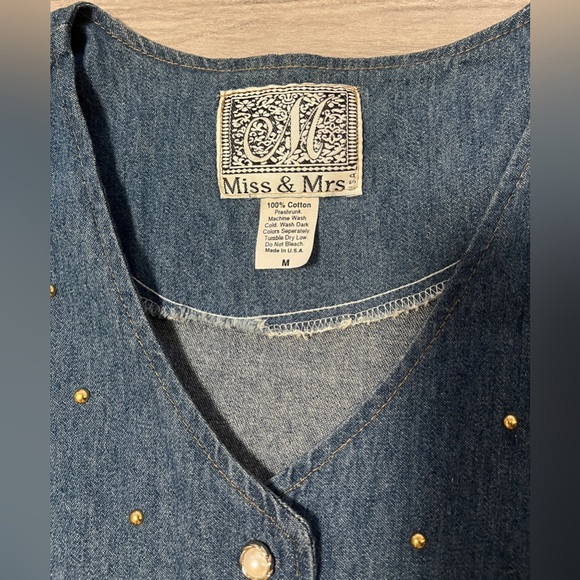 Miss & Mrs Vtg Women’s Blue Medium Denim Flower embroidery decor Dress - Picture 6 of 15